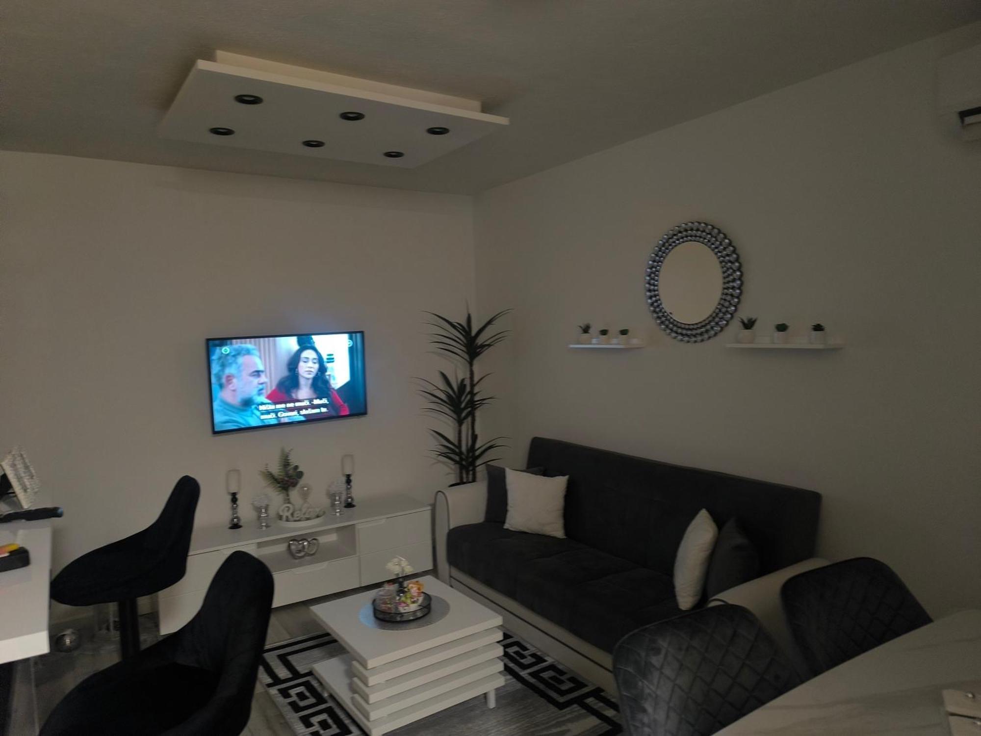 Apartman Rex Svinisce Ngoại thất bức ảnh